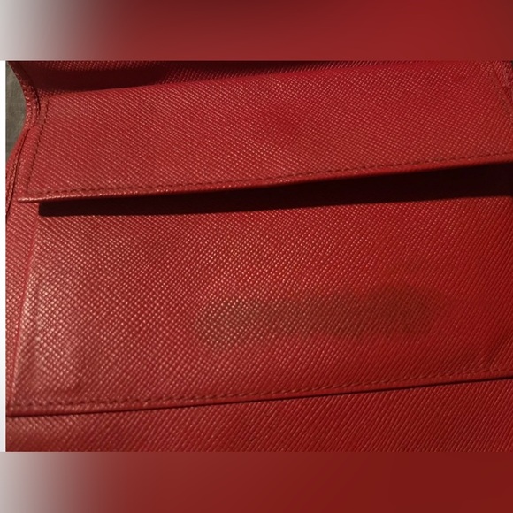 Prada Red Leather Bifold Wallet good pre-loved condition - Picture 13 of 15